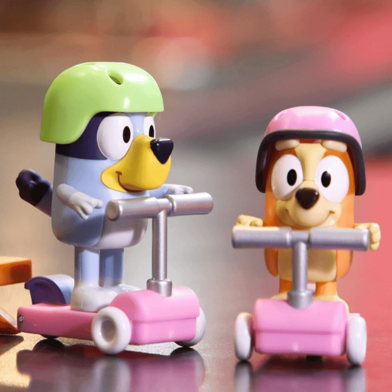 BLUEY Set de Juego BLUEY & BINGO en Scooters Lovely Kids